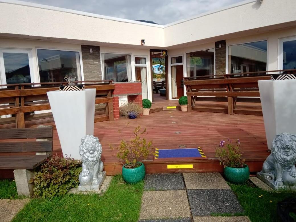 Cabanas Rincon Austral Пуэрто-Монт Экстерьер фото
